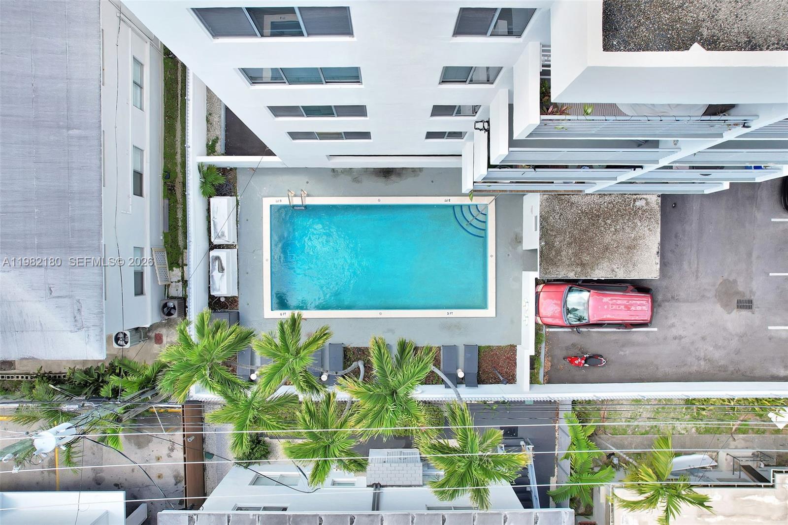 1605 Bay Rd #201 Miami Beach, FL 33139