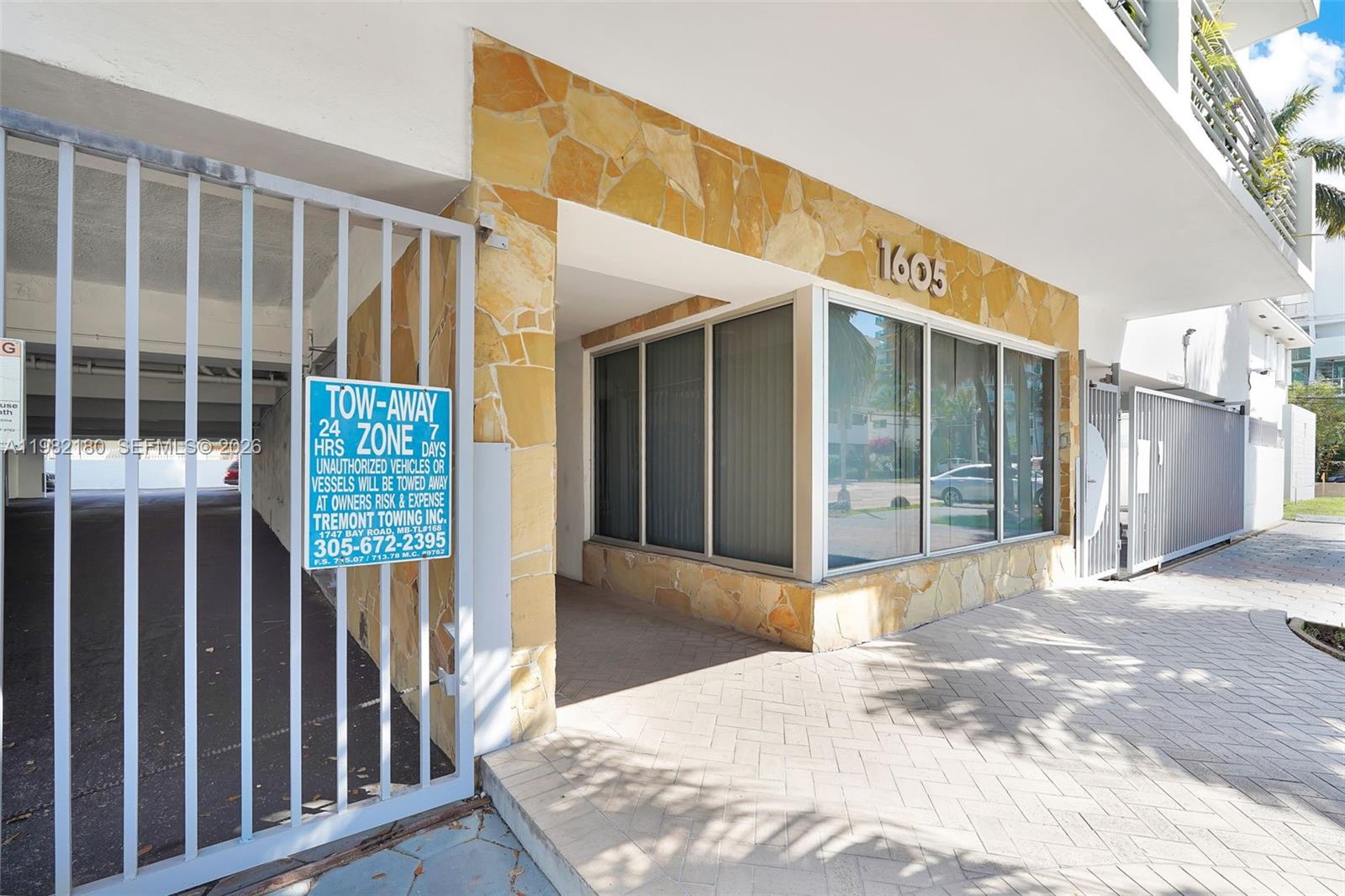 1605 Bay Rd #201 Miami Beach, FL 33139