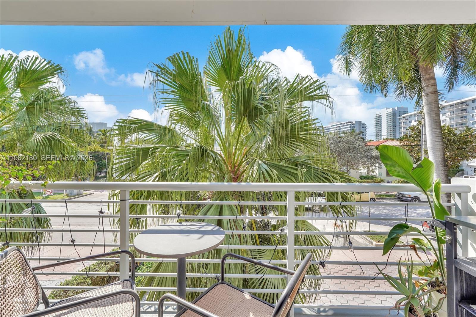 1605 Bay Rd #201 Miami Beach, FL 33139