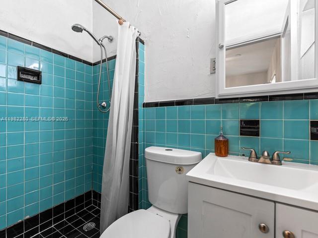 201 Flagler Dr Miami Springs, FL 33166