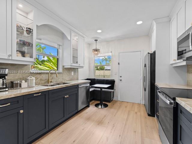 201 Flagler Dr Miami Springs, FL 33166