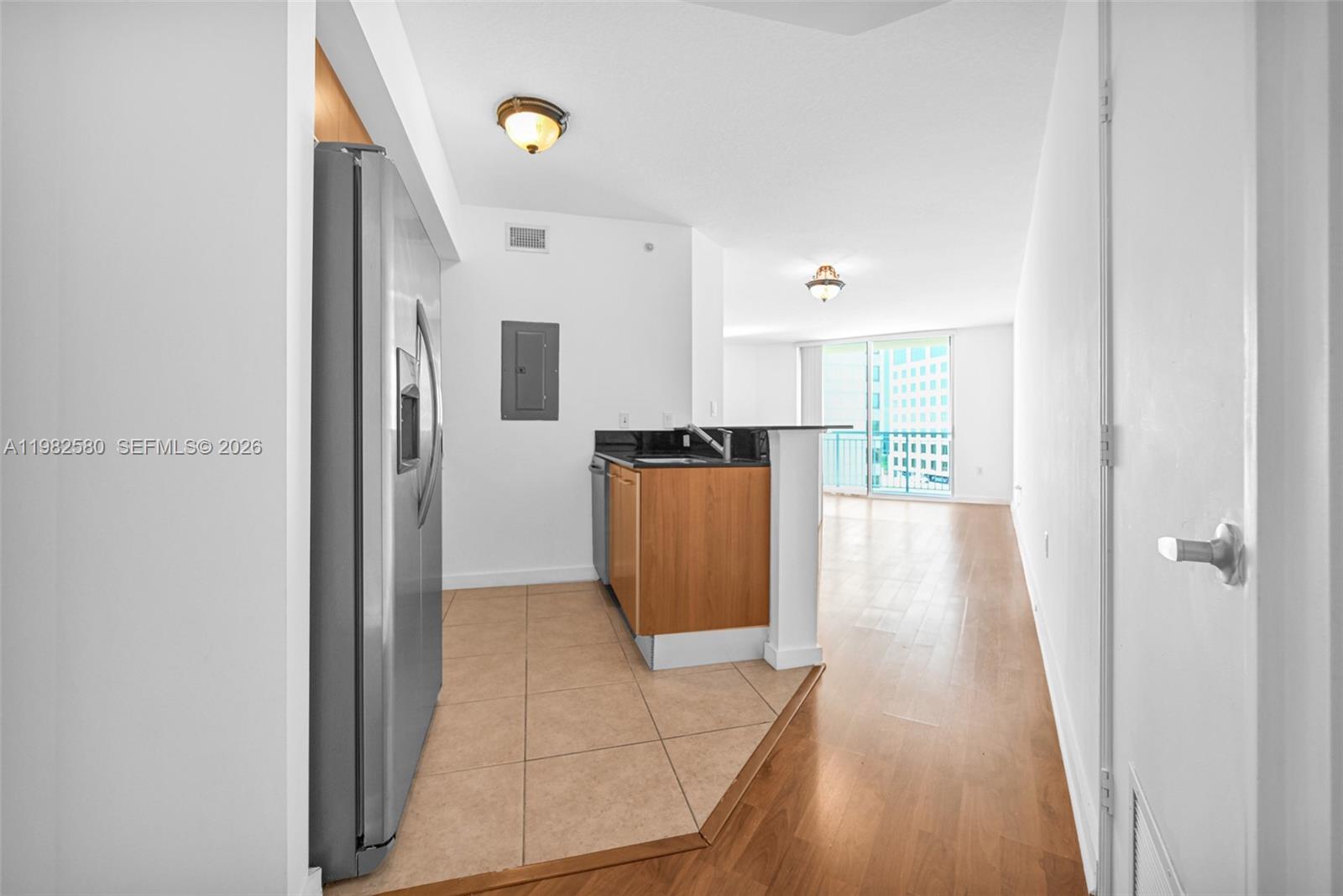 9055 SW 73rd Ct #1104 Miami, FL 33156