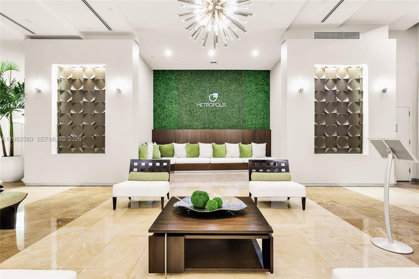 9055 SW 73rd Ct #1104 Miami, FL 33156