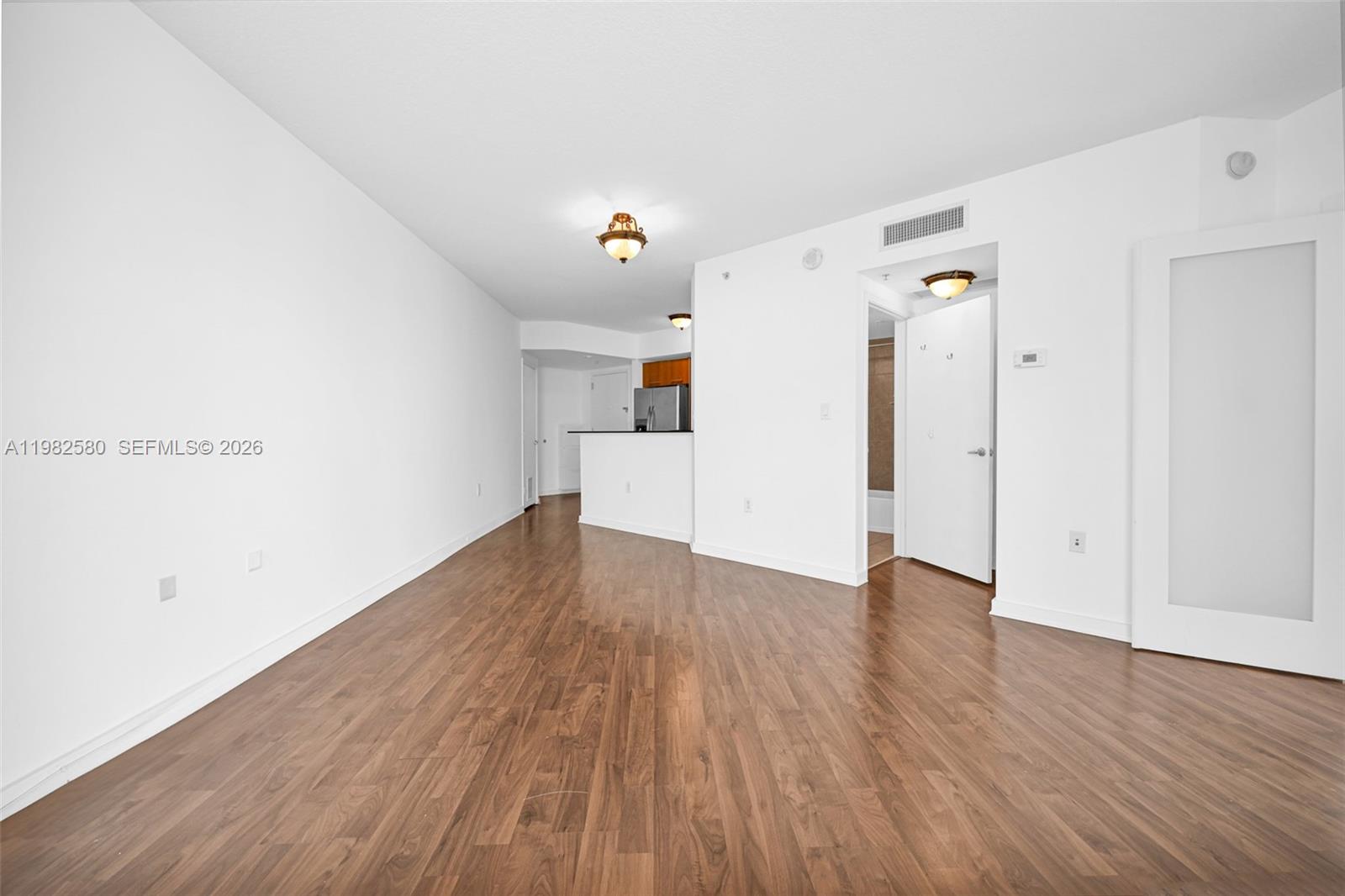 9055 SW 73rd Ct #1104 Miami, FL 33156