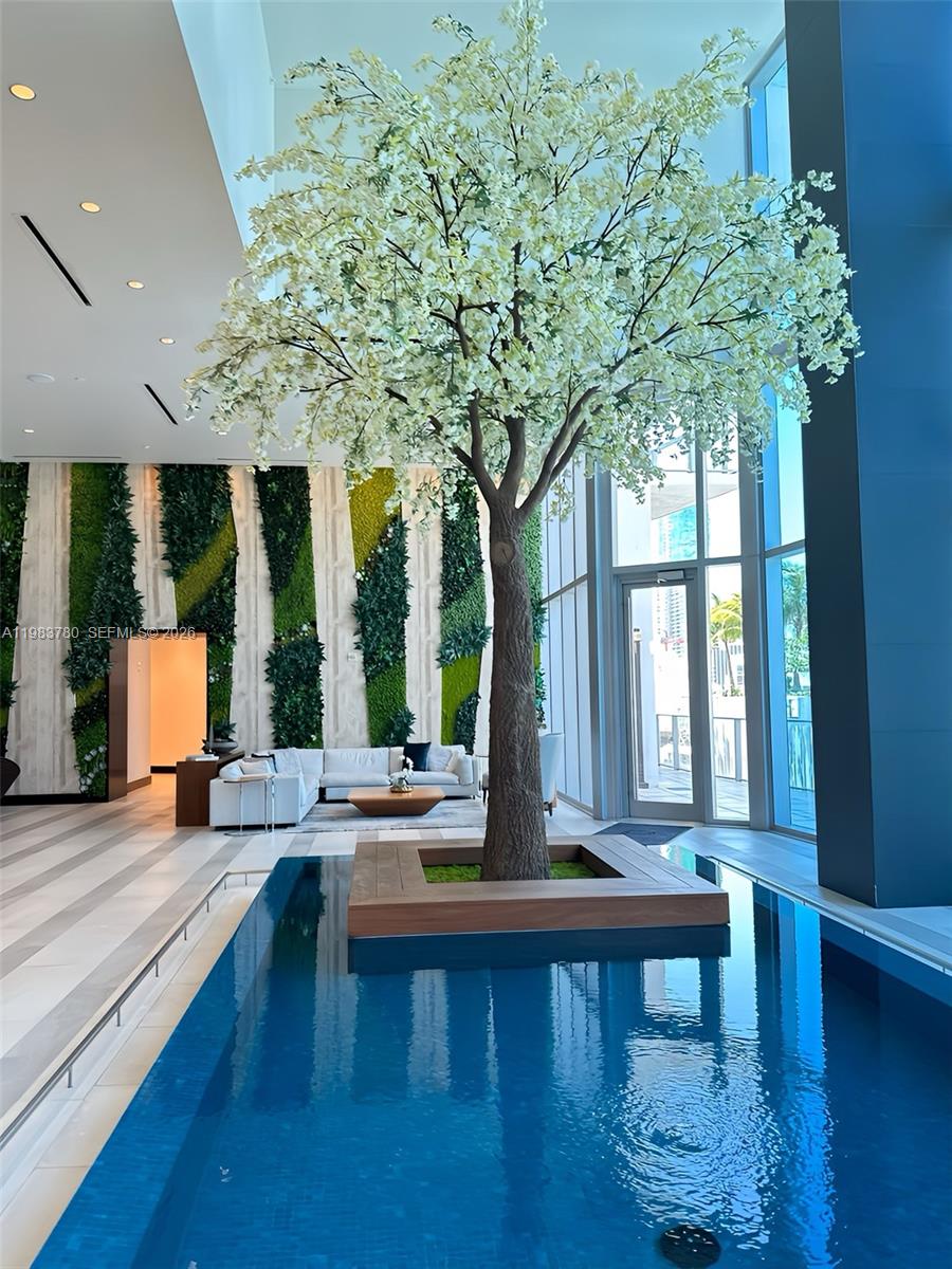 image Paramount Miami Worldcenter16