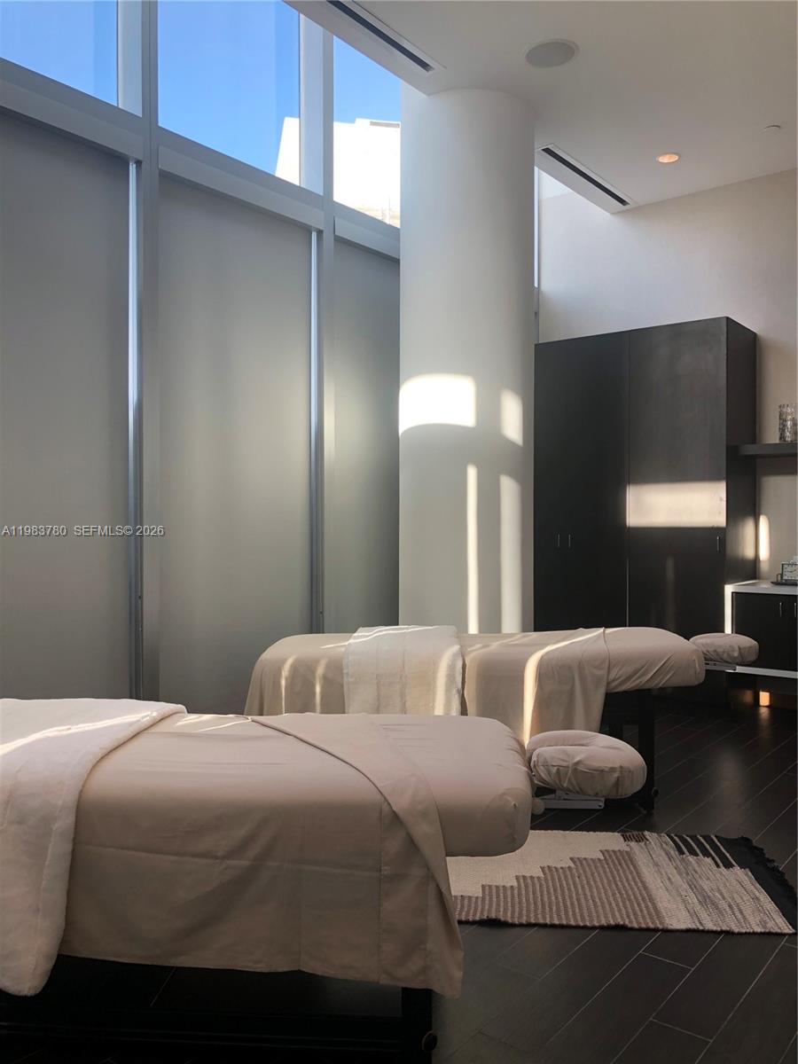 image Paramount Miami Worldcenter36