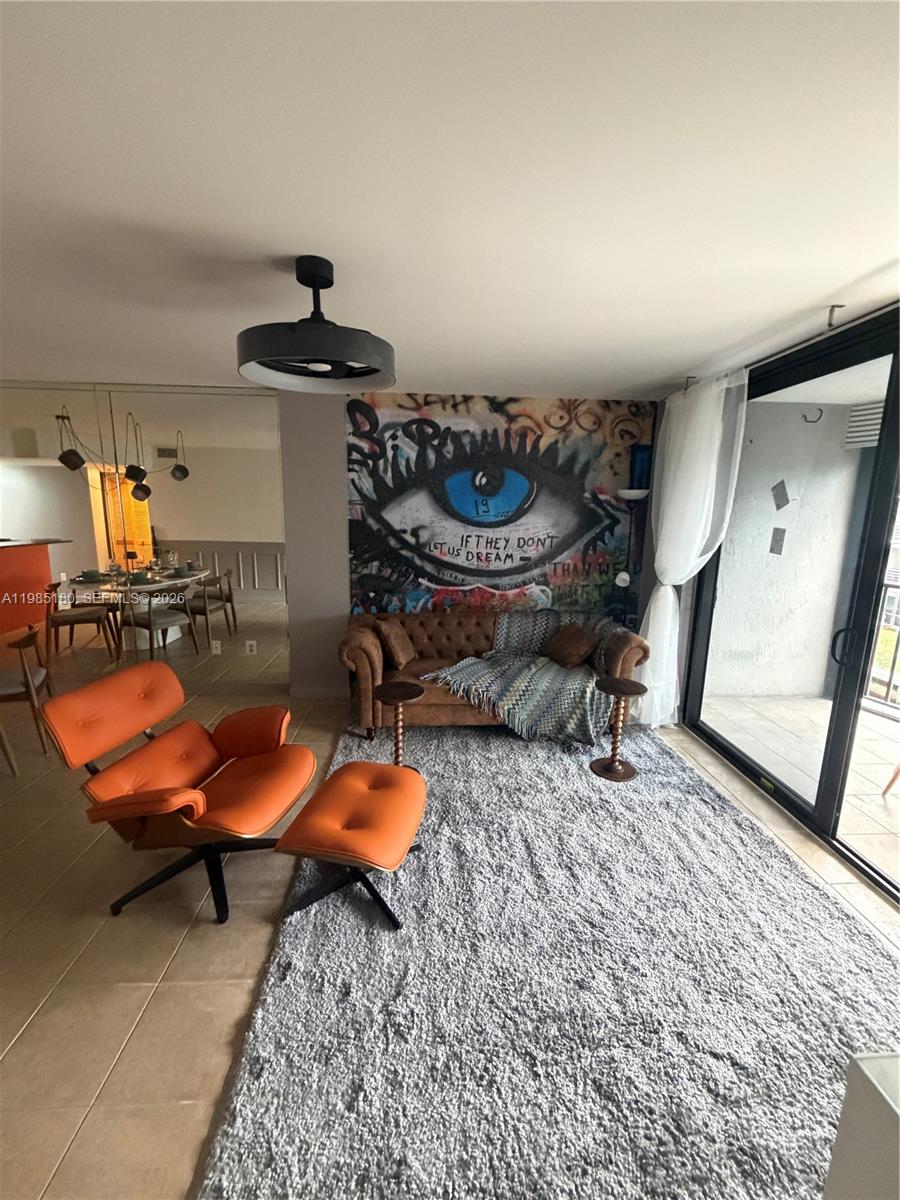 896 N Federal Hwy #326 Lantana, FL 33462