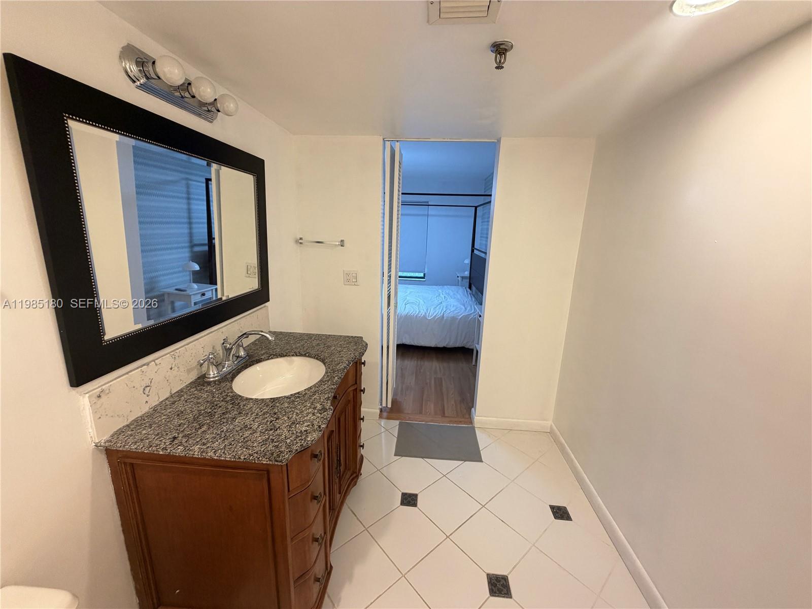 896 N Federal Hwy #326 Lantana, FL 33462