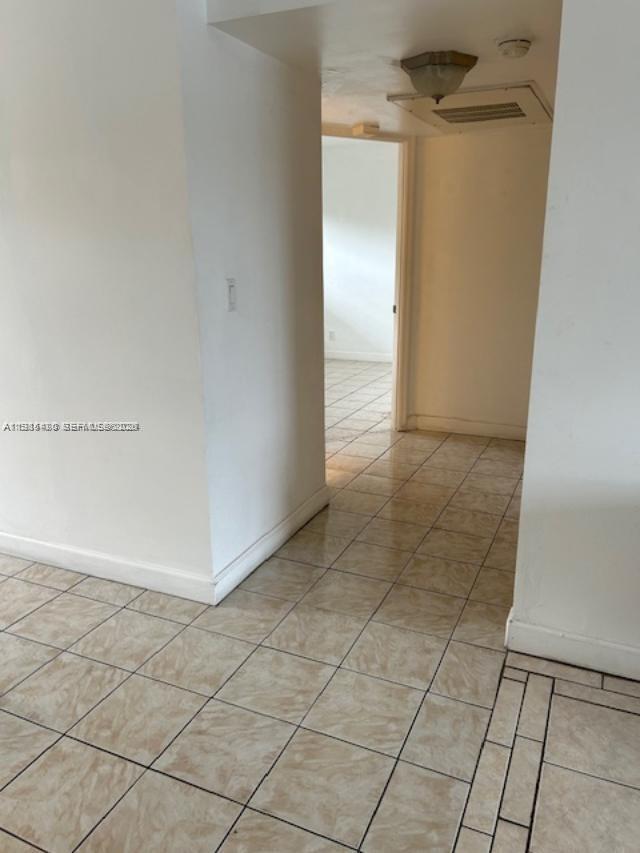 5103 NW 35th St #503 Lauderdale Lakes, FL 33319