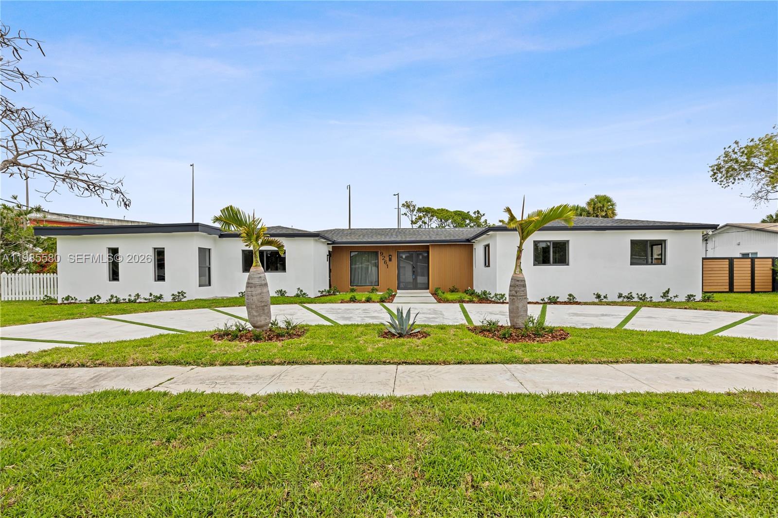 9261 SW 80th Ter Miami, FL 33173