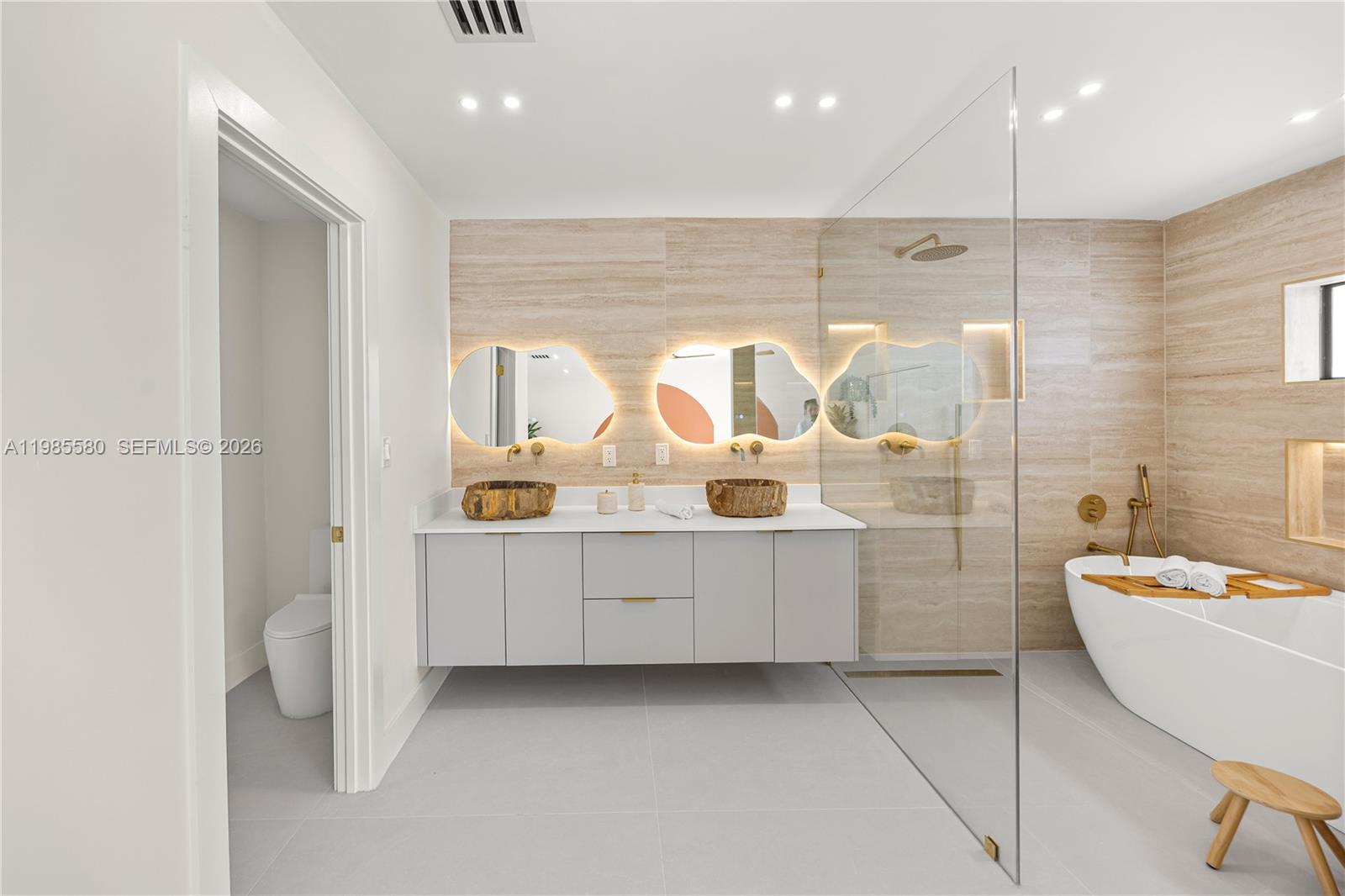 9261 SW 80th Ter Miami, FL 33173