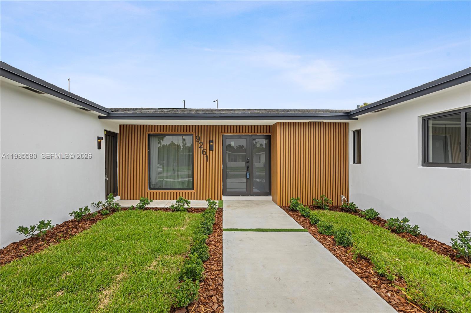 9261 SW 80th Ter Miami, FL 33173