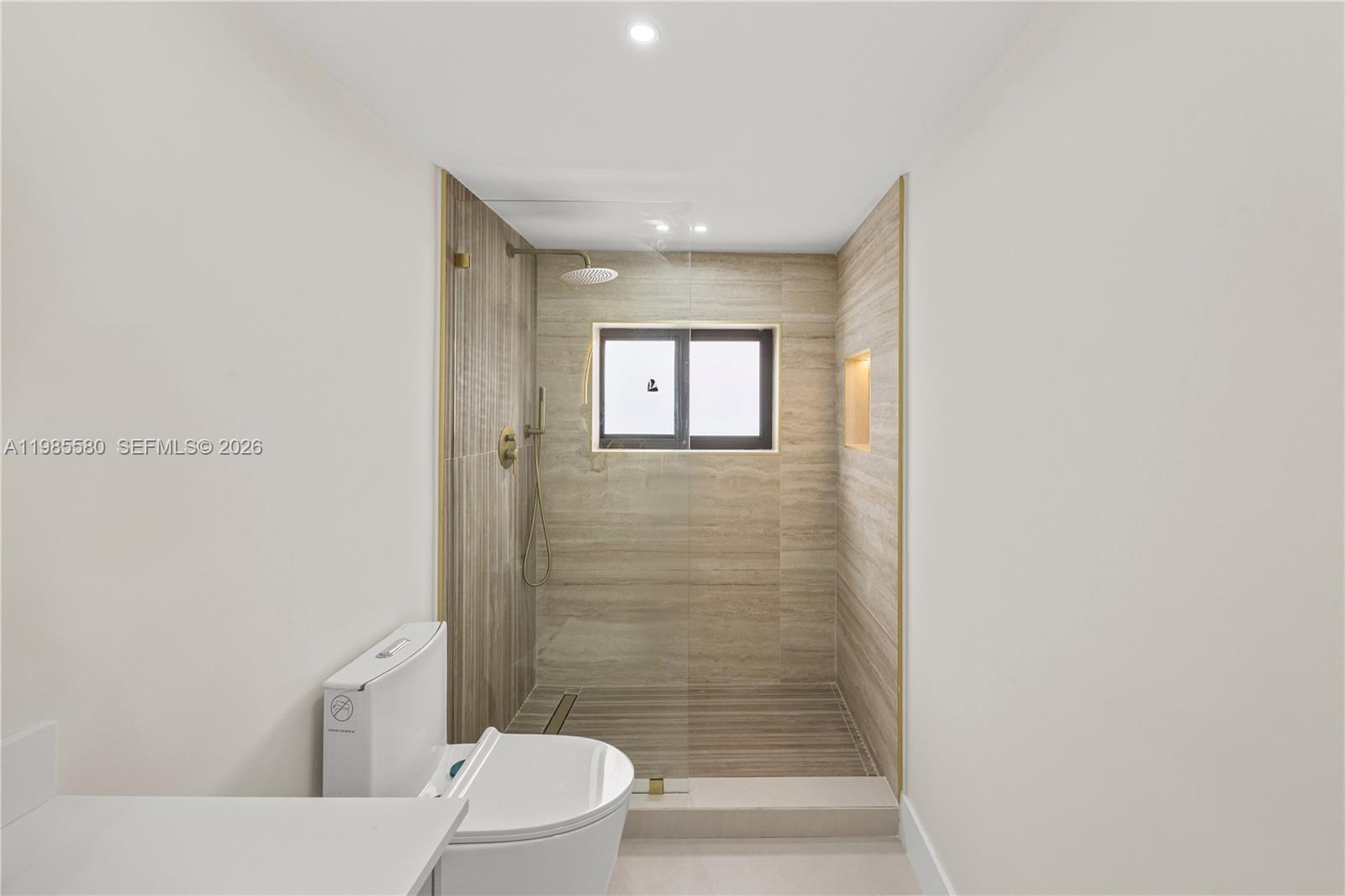 9261 SW 80th Ter Miami, FL 33173