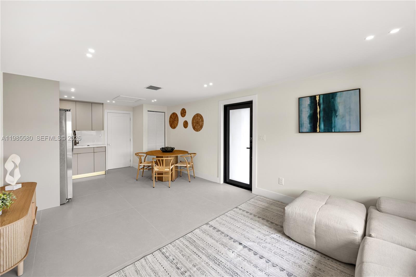 9261 SW 80th Ter Miami, FL 33173