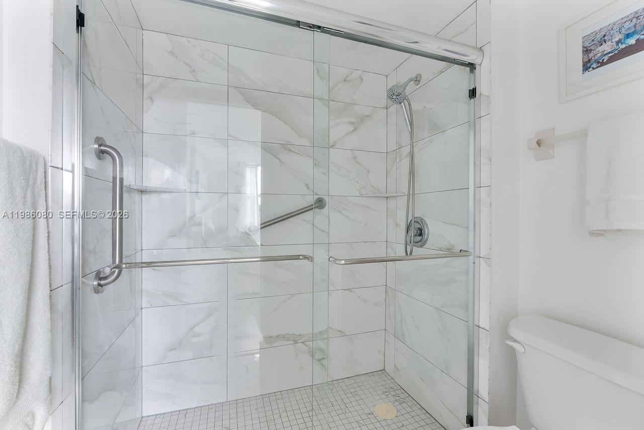 109 Royal Park Dr #2F Oakland Park, FL 33309