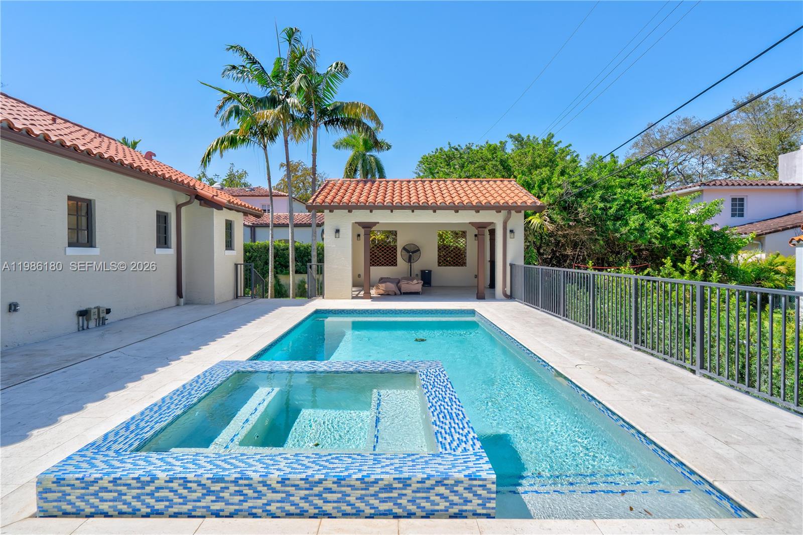 519 Alhambra Cir Coral Gables, FL 33134