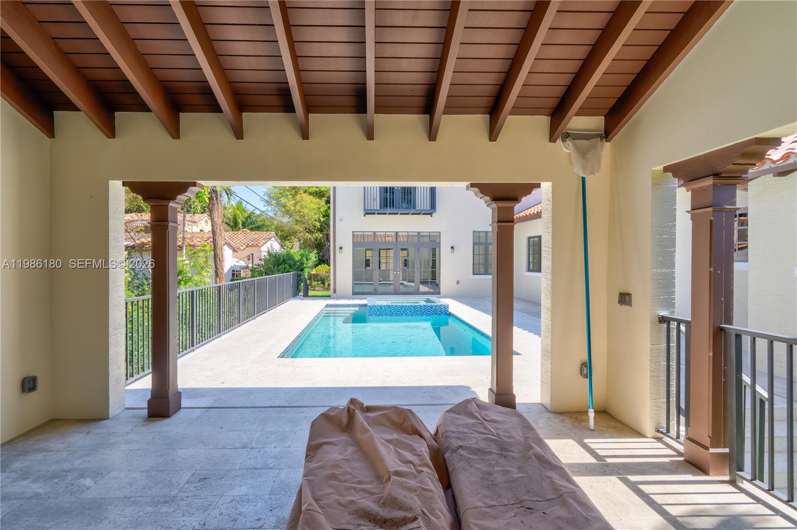 519 Alhambra Cir Coral Gables, FL 33134