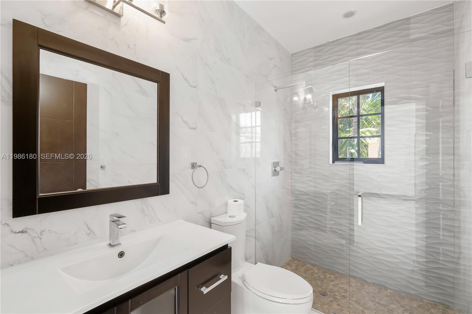 519 Alhambra Cir Coral Gables, FL 33134