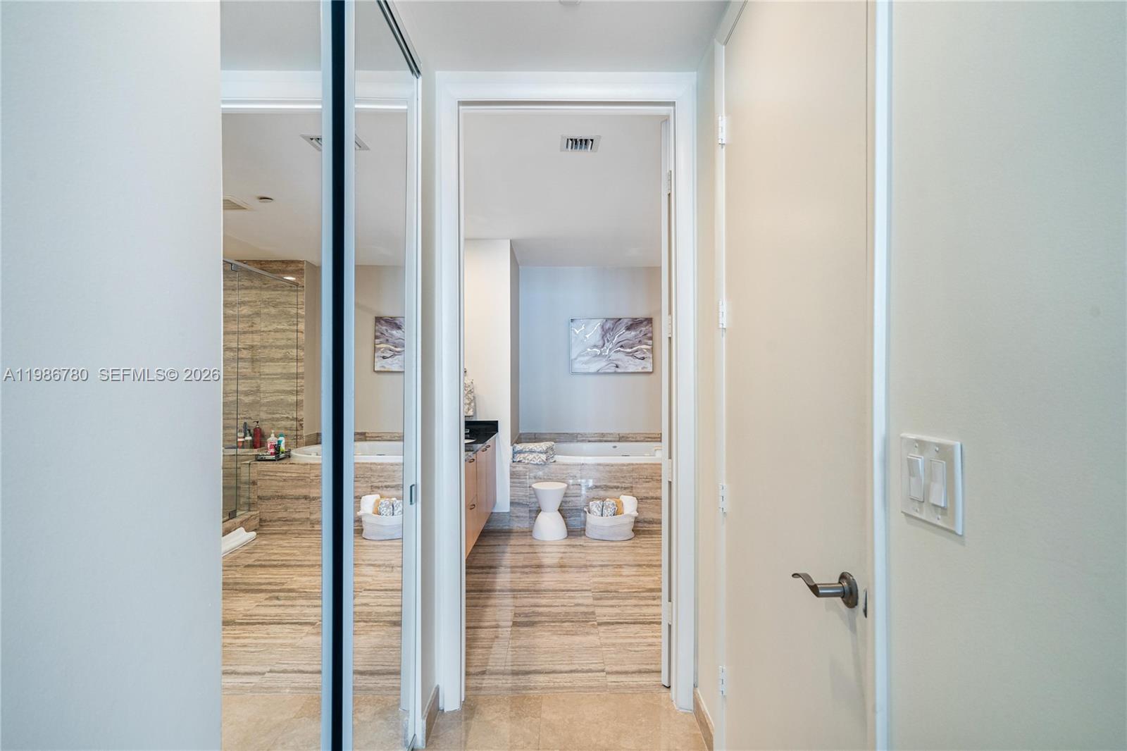 image Trump Tower I38