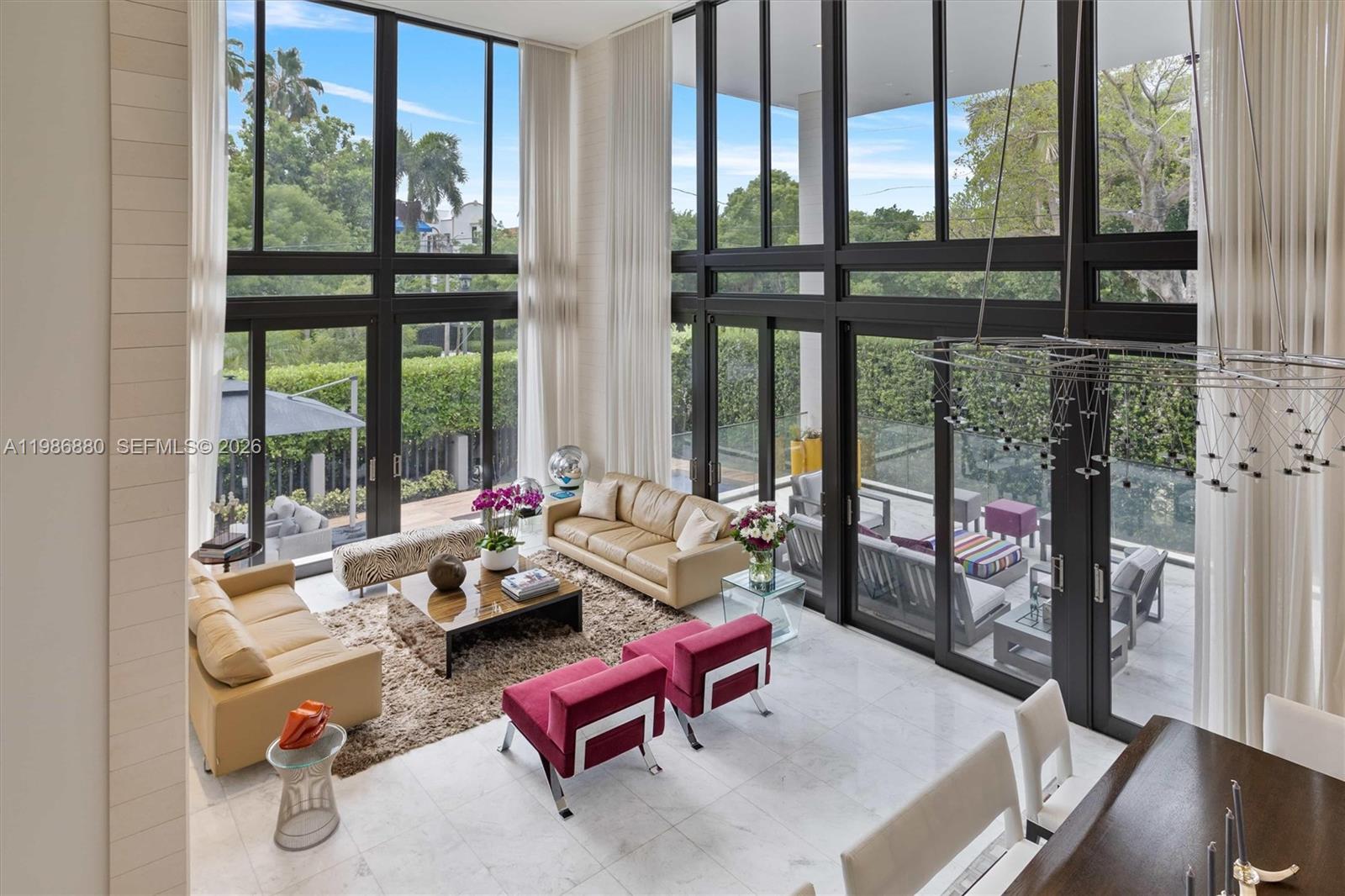 610 Harbor Cir Key Biscayne, FL 33149