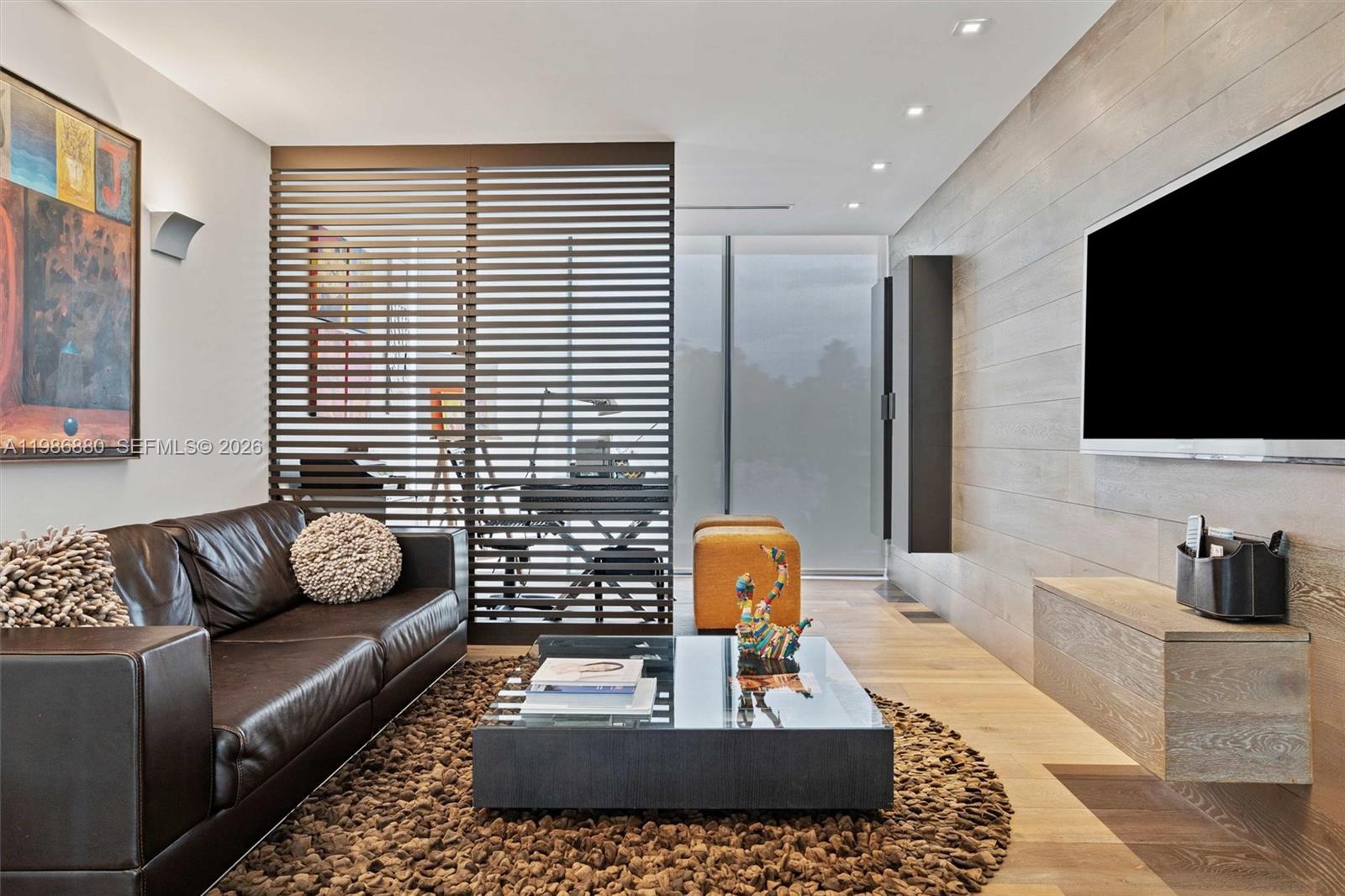 610 Harbor Cir Key Biscayne, FL 33149