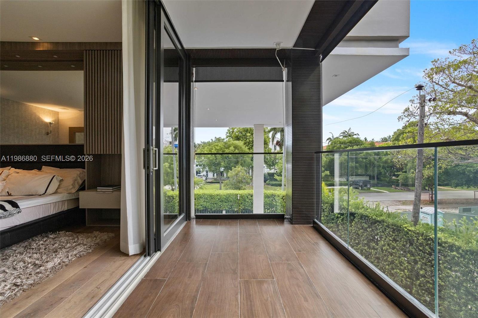 610 Harbor Cir Key Biscayne, FL 33149