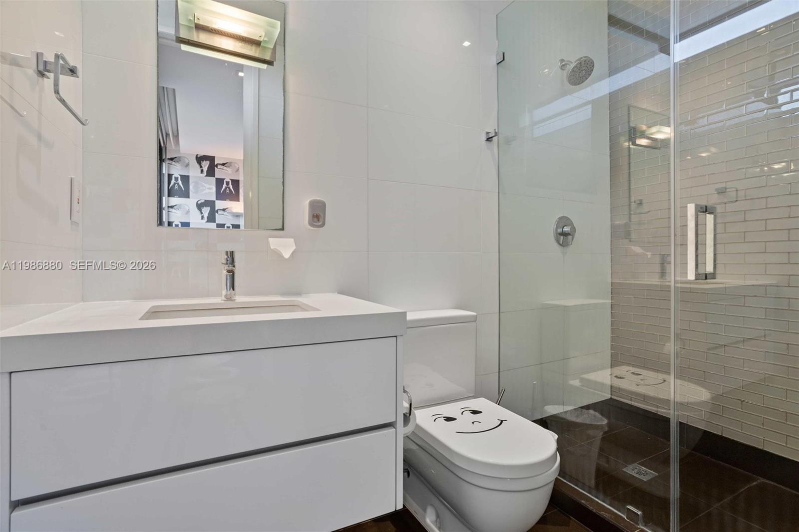 610 Harbor Cir Key Biscayne, FL 33149