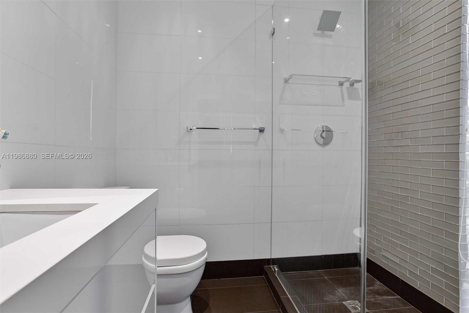 610 Harbor Cir Key Biscayne, FL 33149