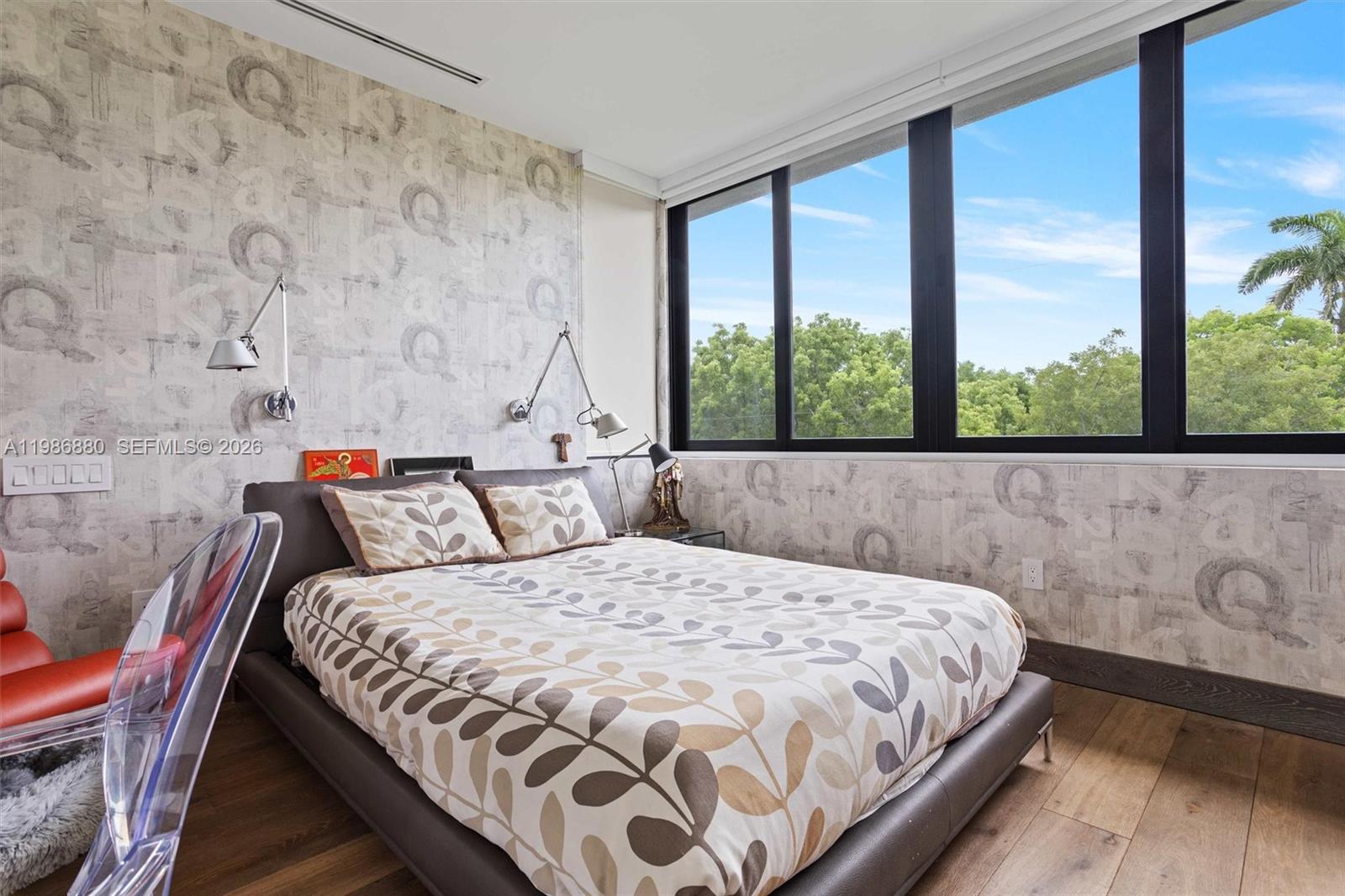 610 Harbor Cir Key Biscayne, FL 33149