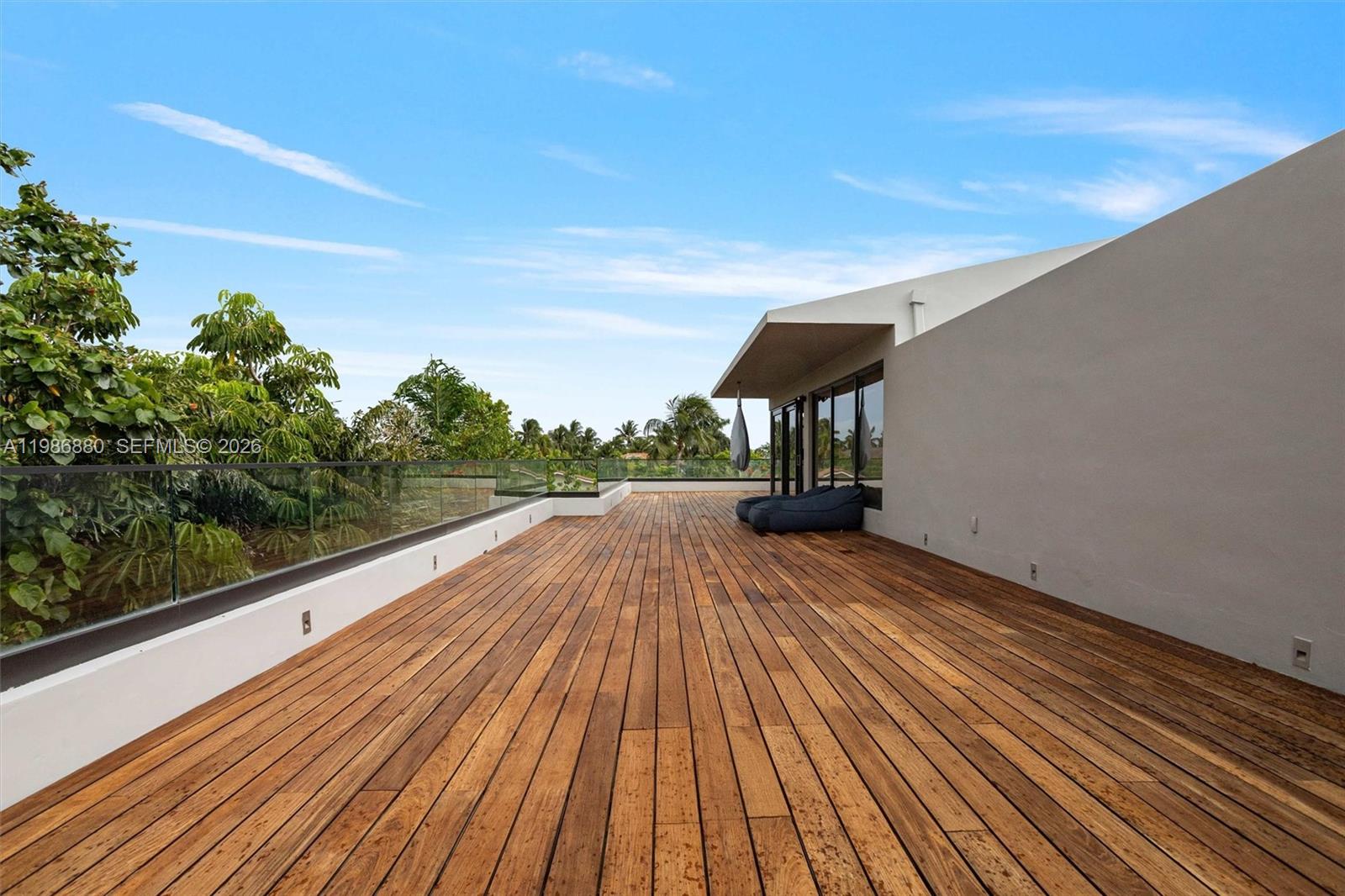 610 Harbor Cir Key Biscayne, FL 33149