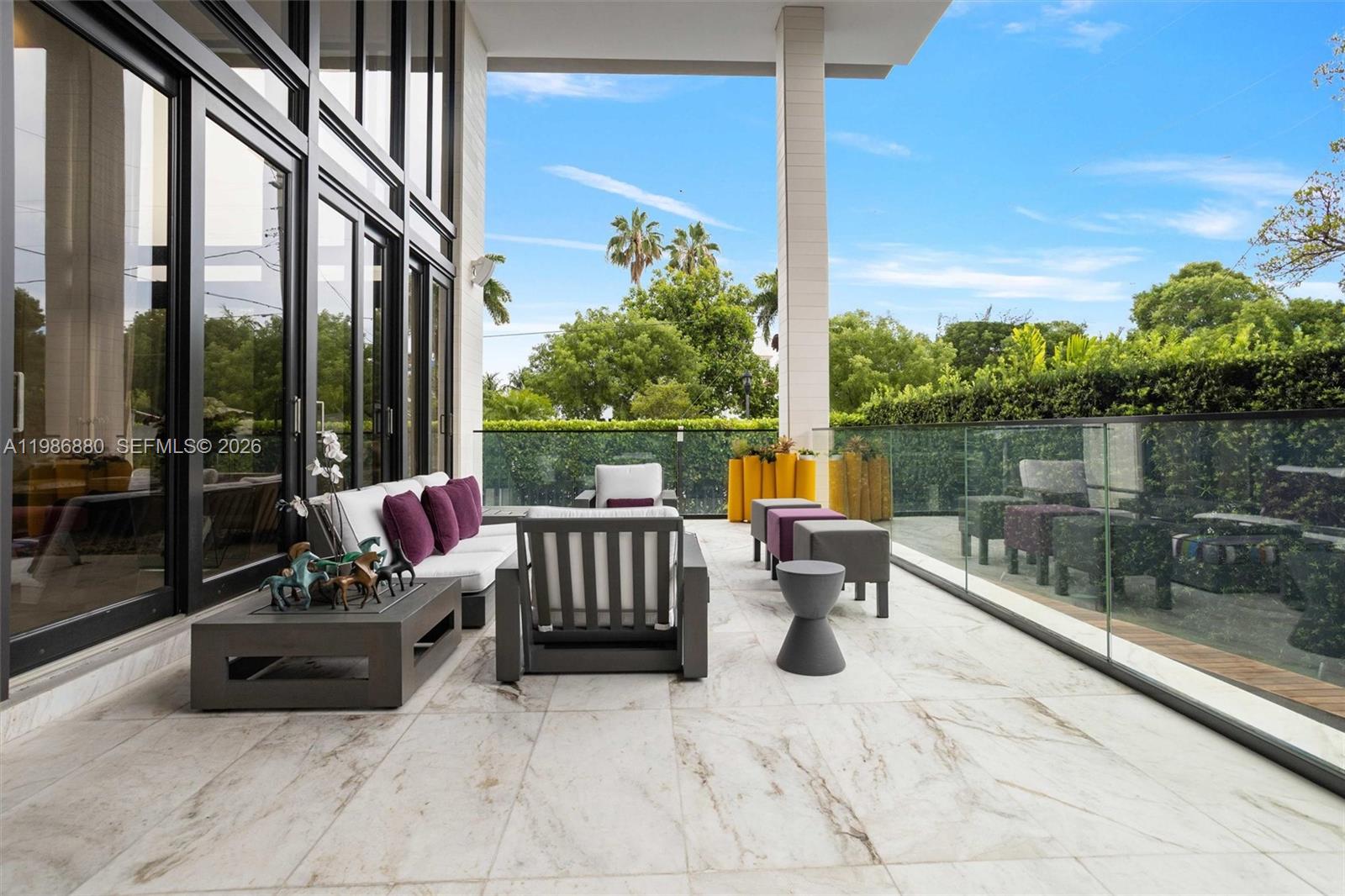 610 Harbor Cir Key Biscayne, FL 33149