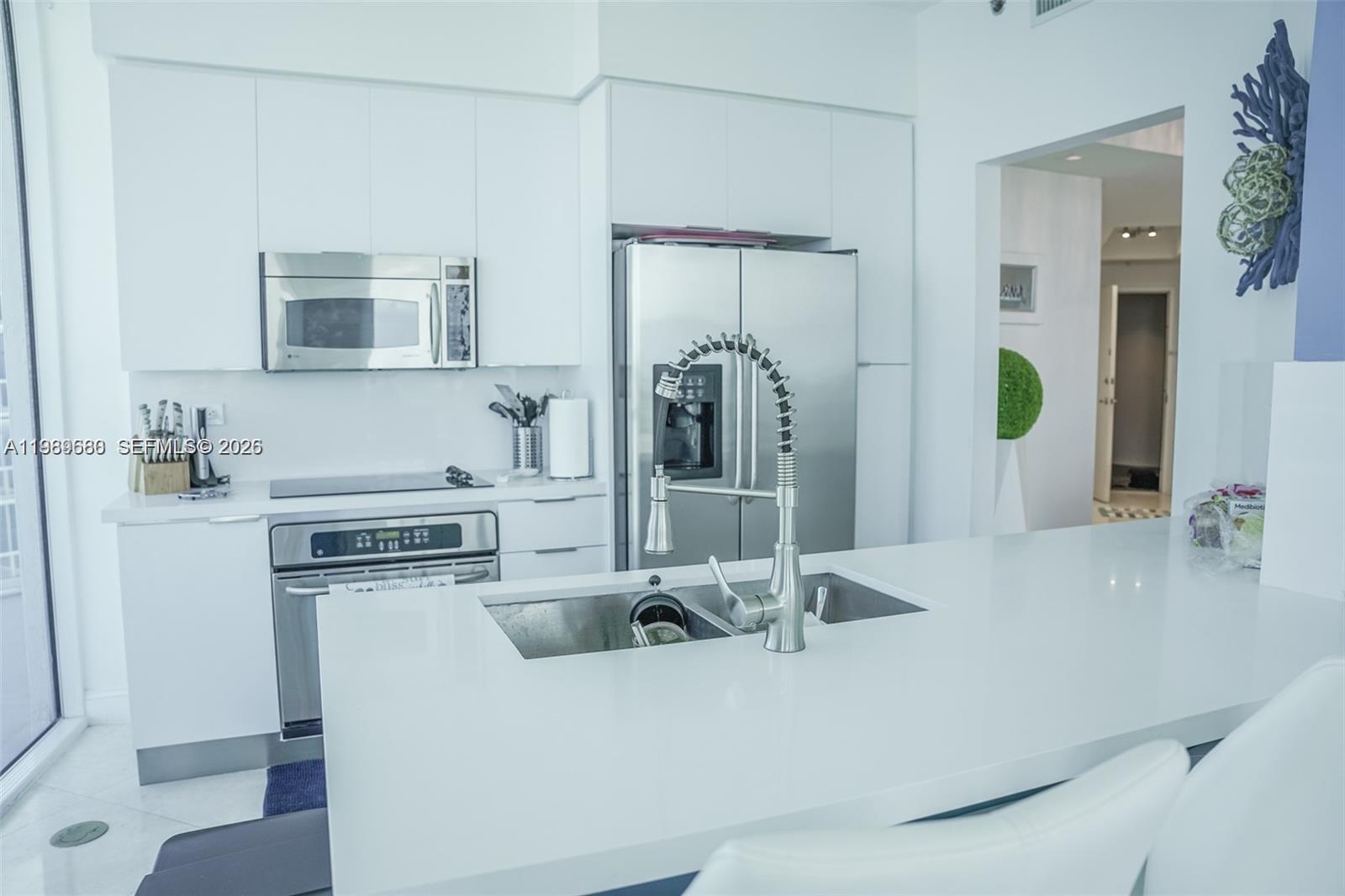 image Bel Aire on the Ocean9