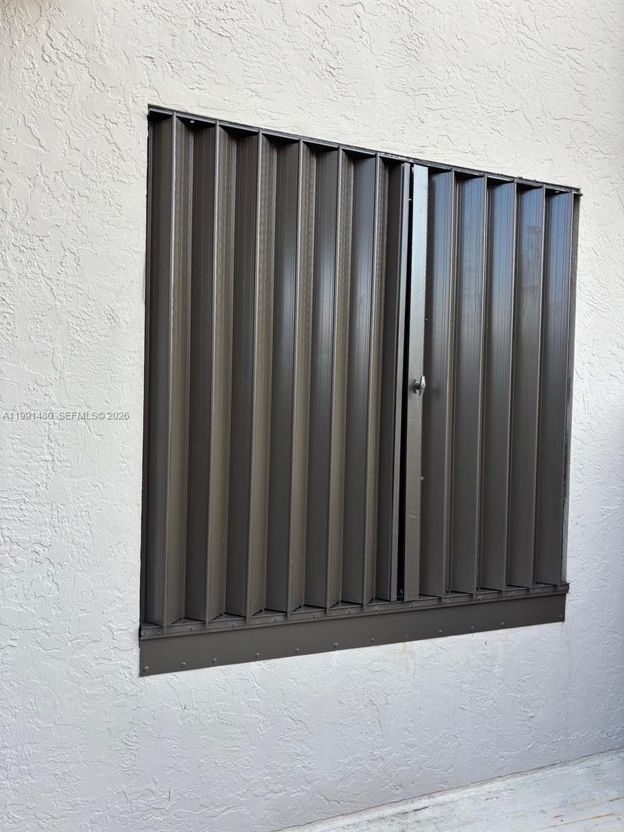 image Tidemark at Key Colony31