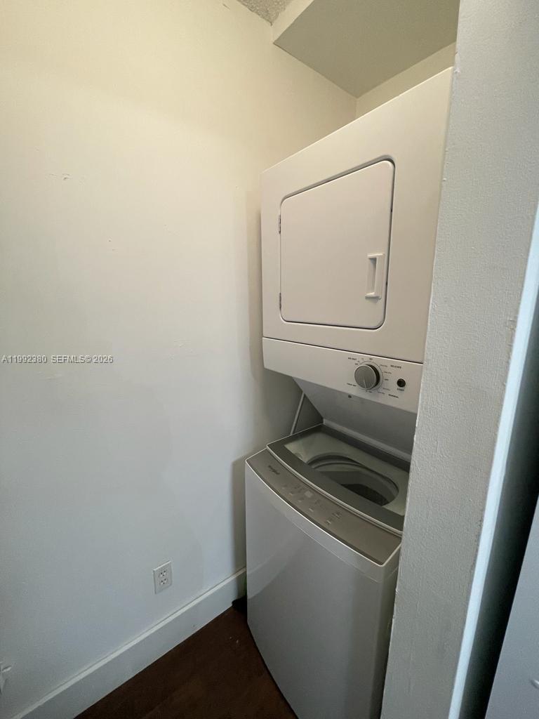 770 Claughton Is Dr #2009 Miami, FL 33131