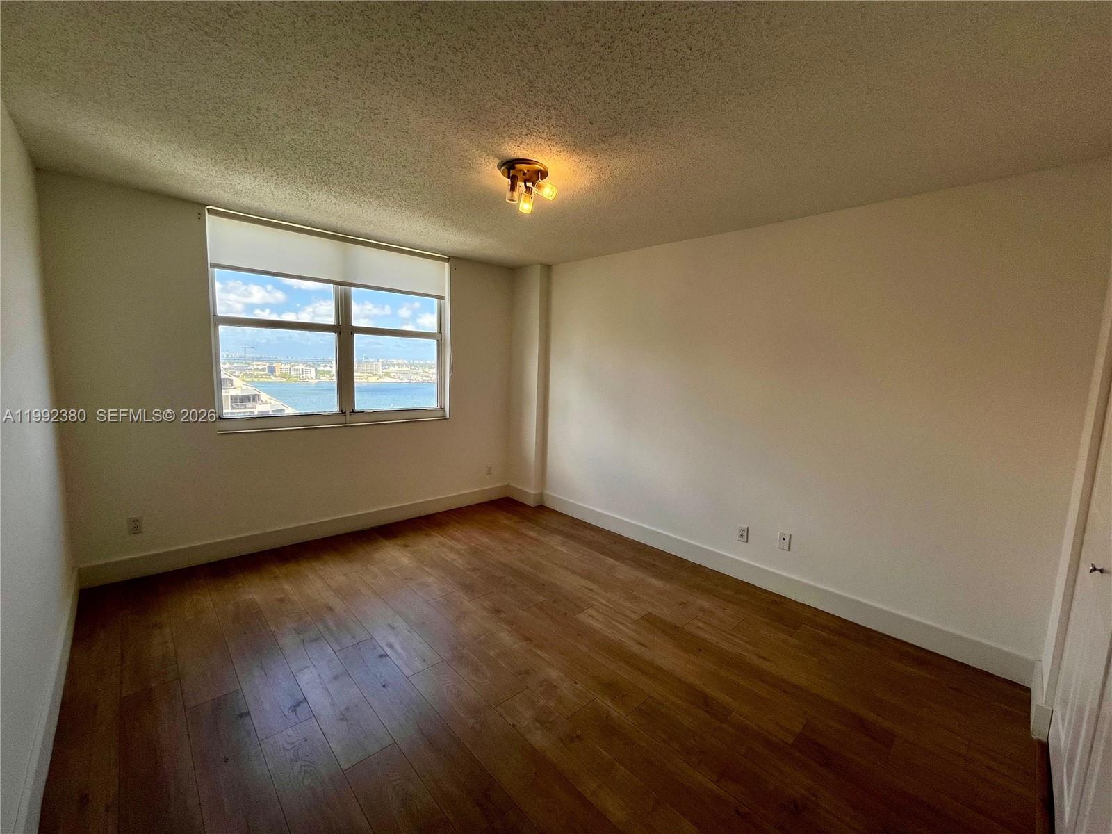 770 Claughton Is Dr #2009 Miami, FL 33131