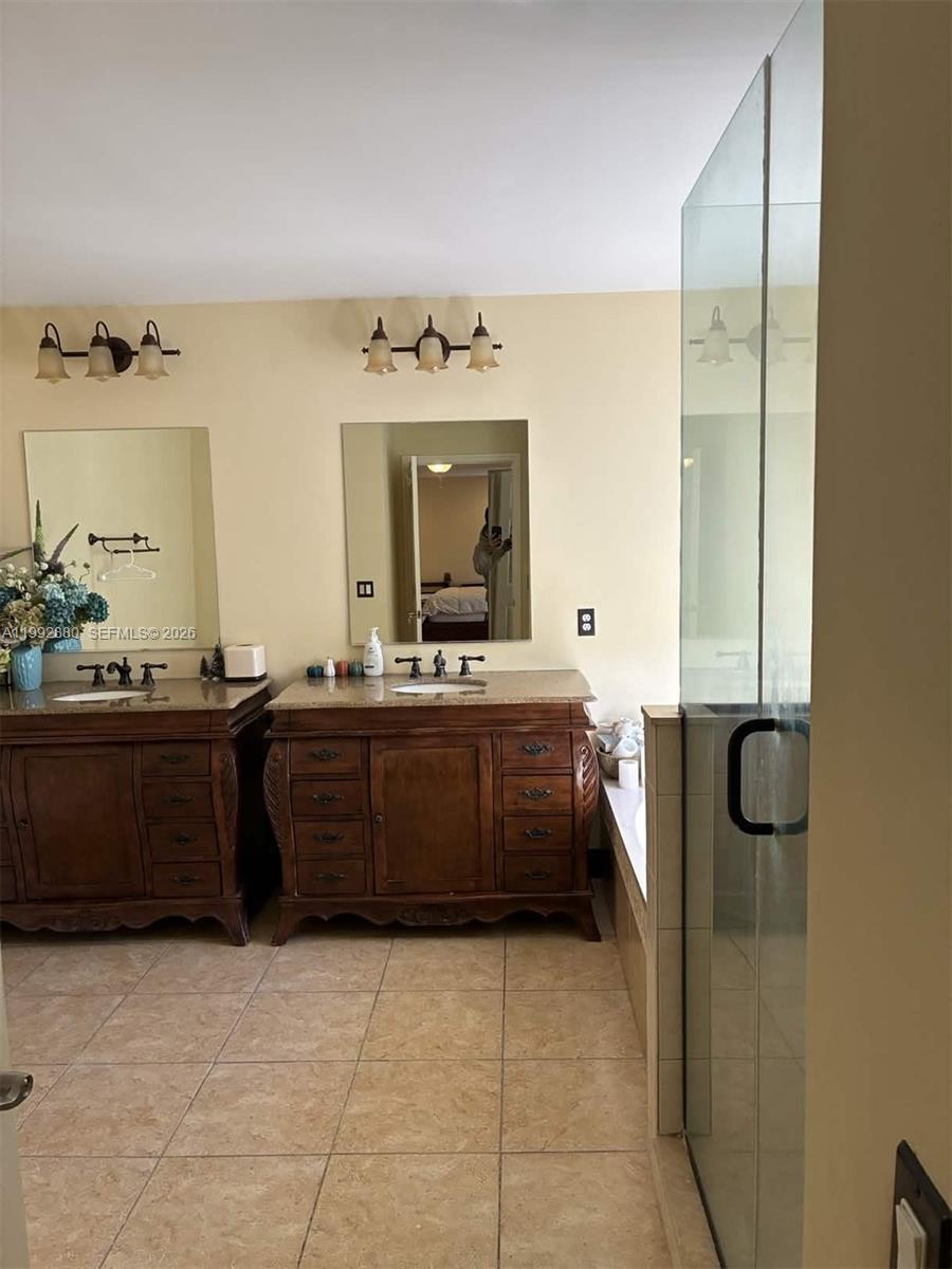 1764 NW 166th Ave Pembroke Pines, FL 33028