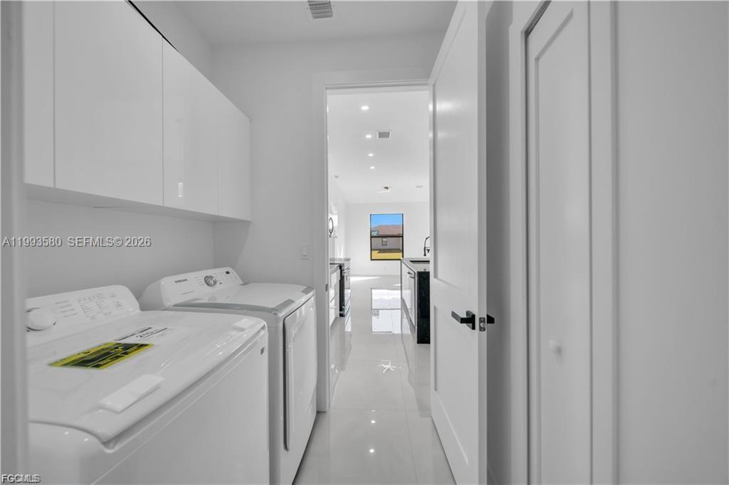 2815 44th St W Lehigh Acres, FL 33971