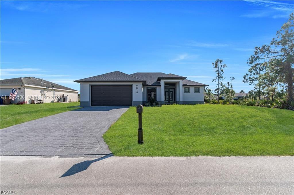 2815 44th St W Lehigh Acres, FL 33971