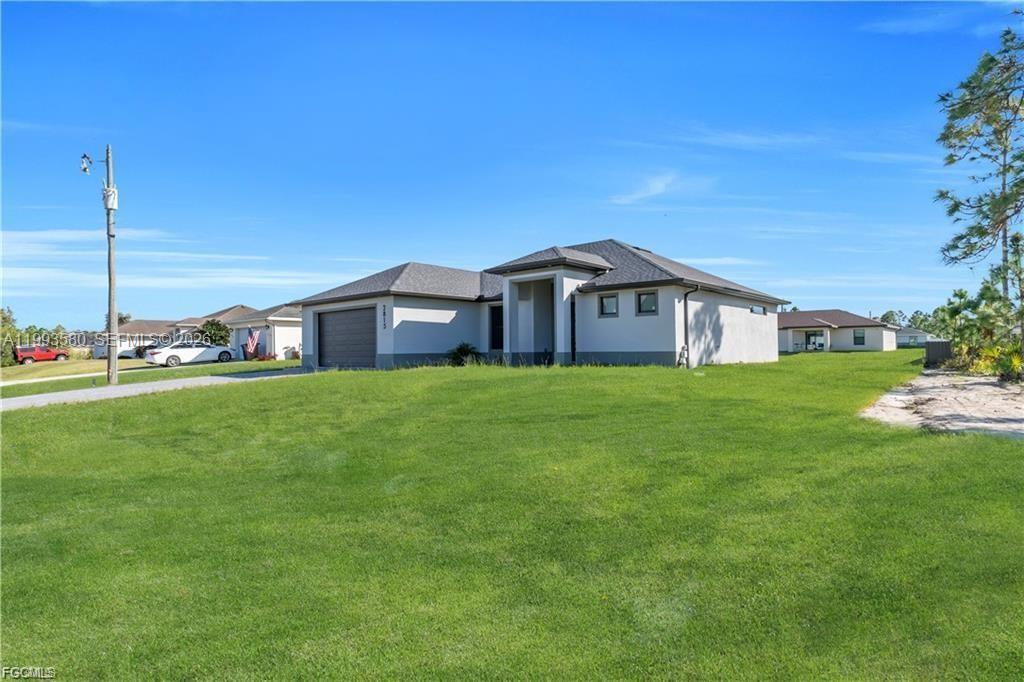 2815 44th St W Lehigh Acres, FL 33971