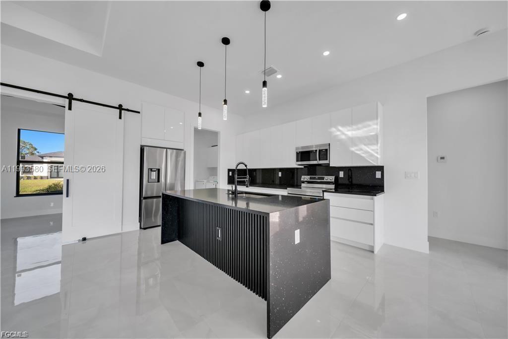 2815 44th St W Lehigh Acres, FL 33971