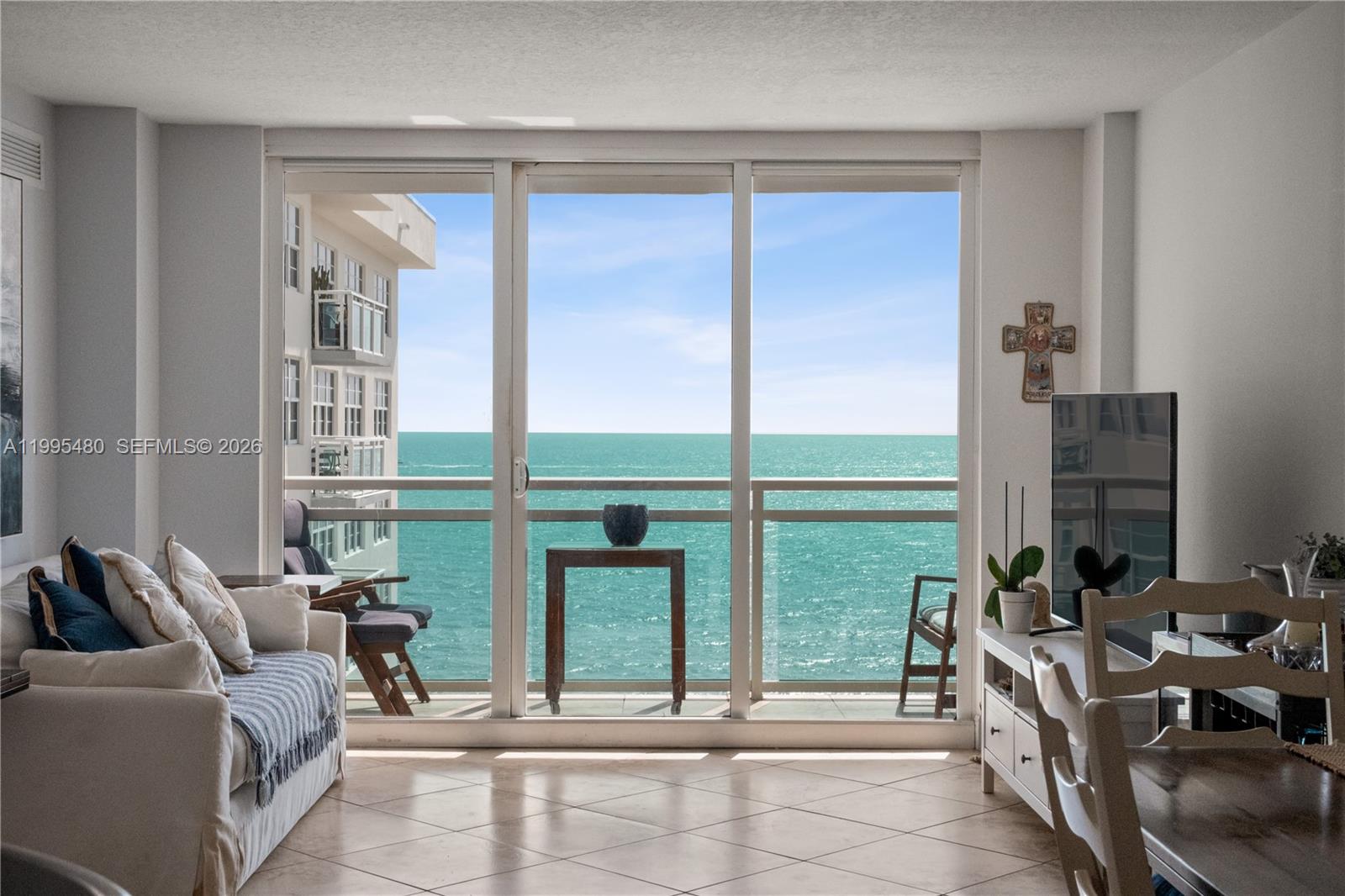 6917 Collins Ave #1609