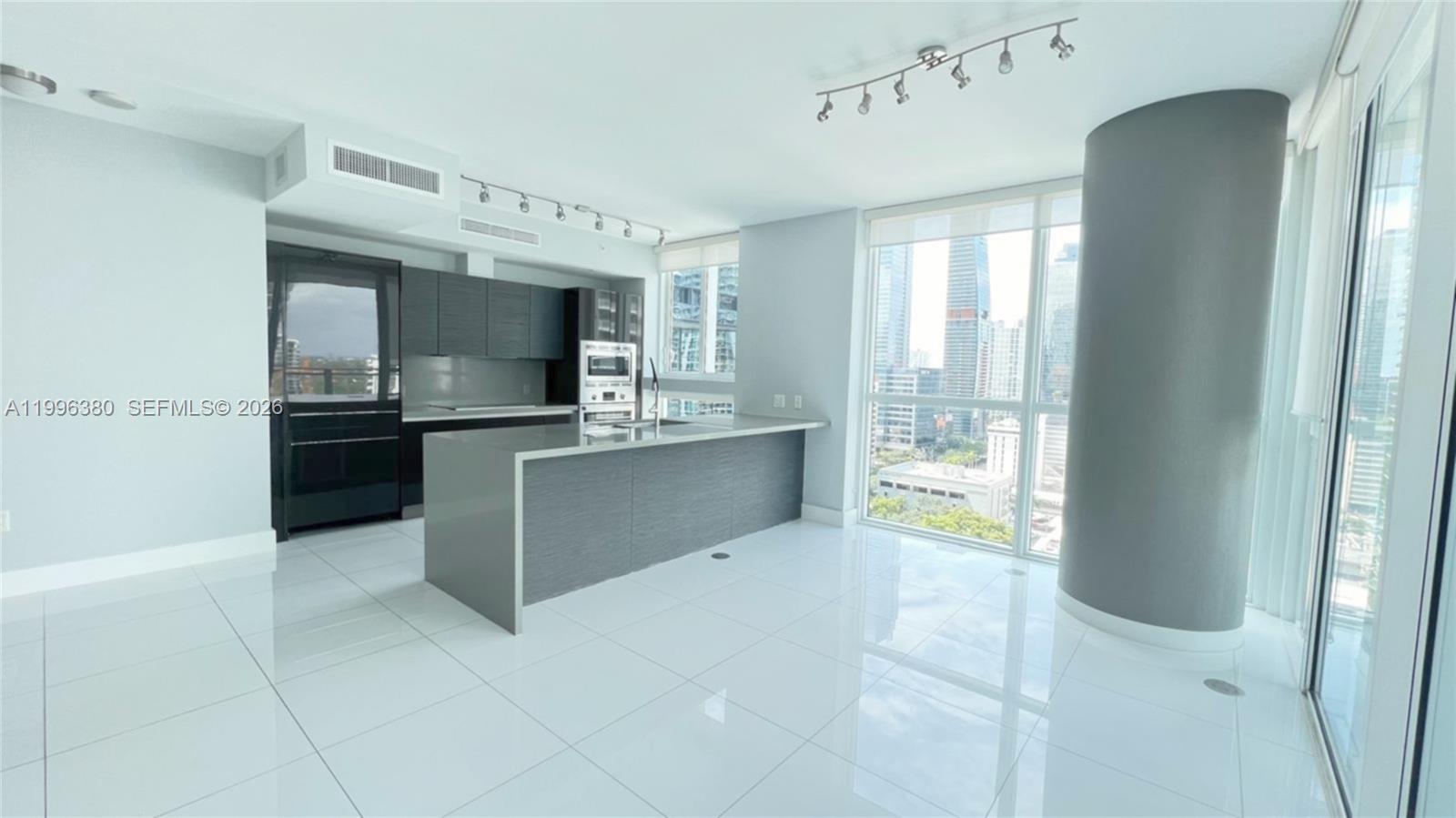image The Bond on Brickell1