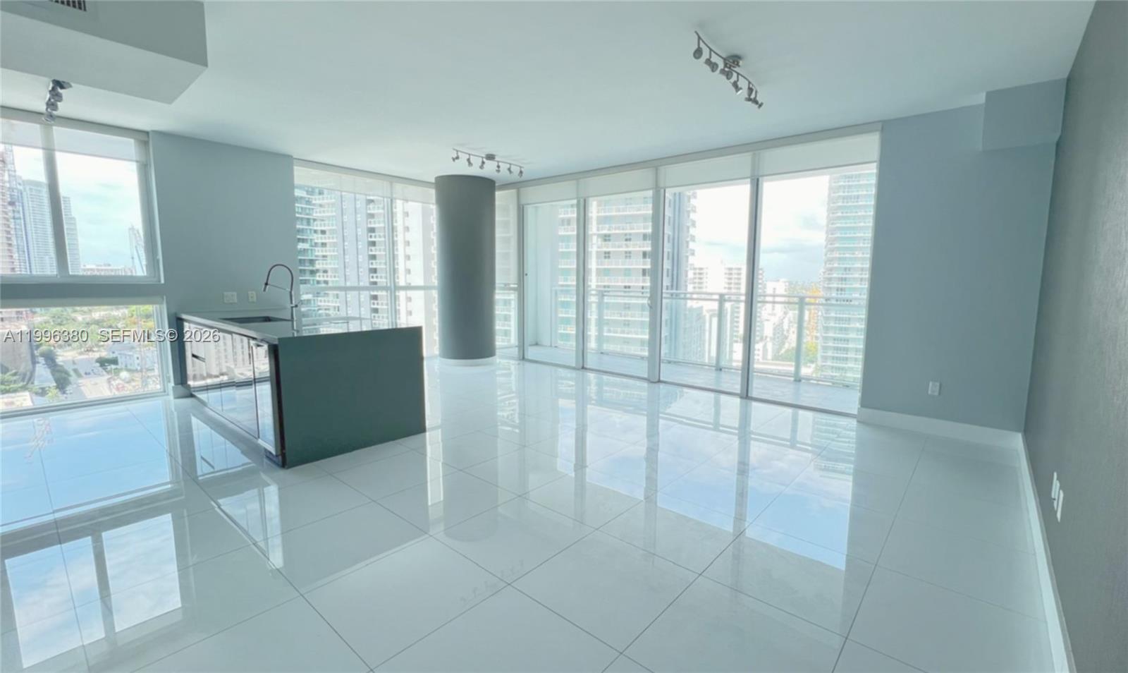 image The Bond on Brickell7