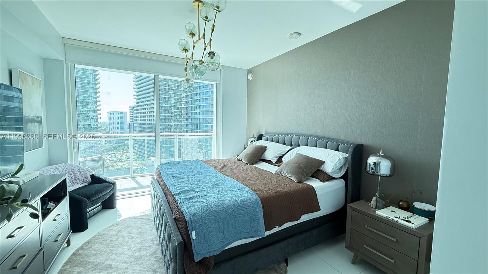 image The Bond on Brickell8
