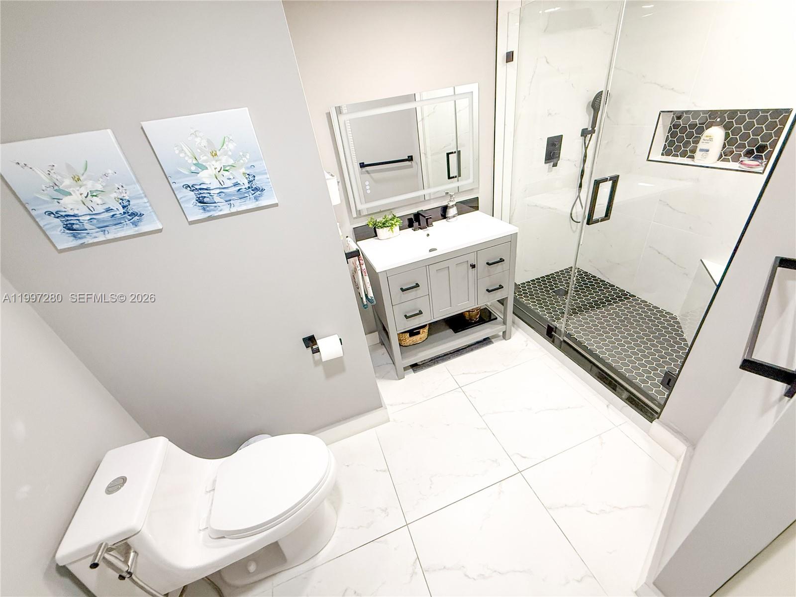 1301 NE Miami Gdns Dr #1406W Miami, FL 33179