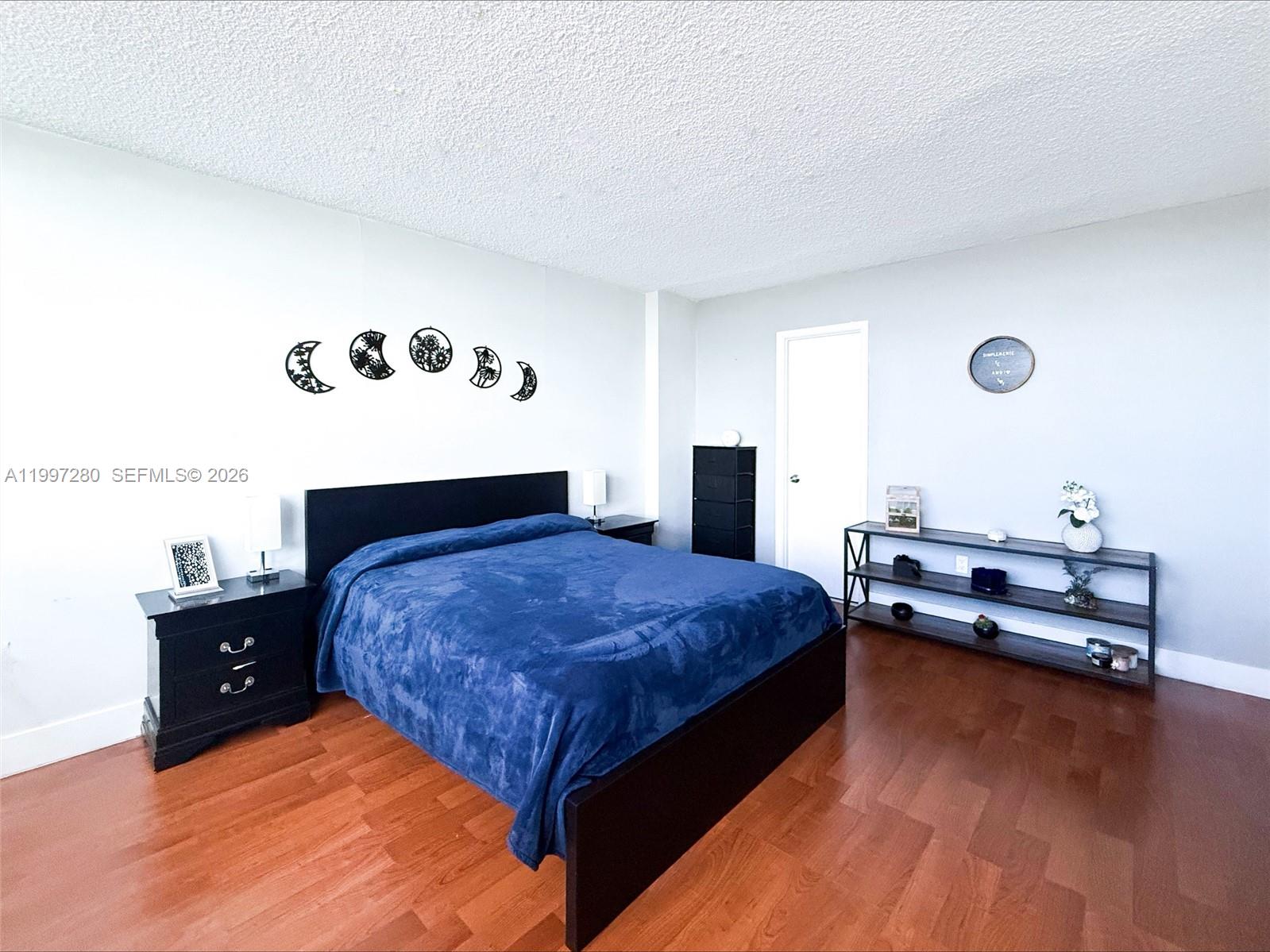 1301 NE Miami Gdns Dr #1406W Miami, FL 33179