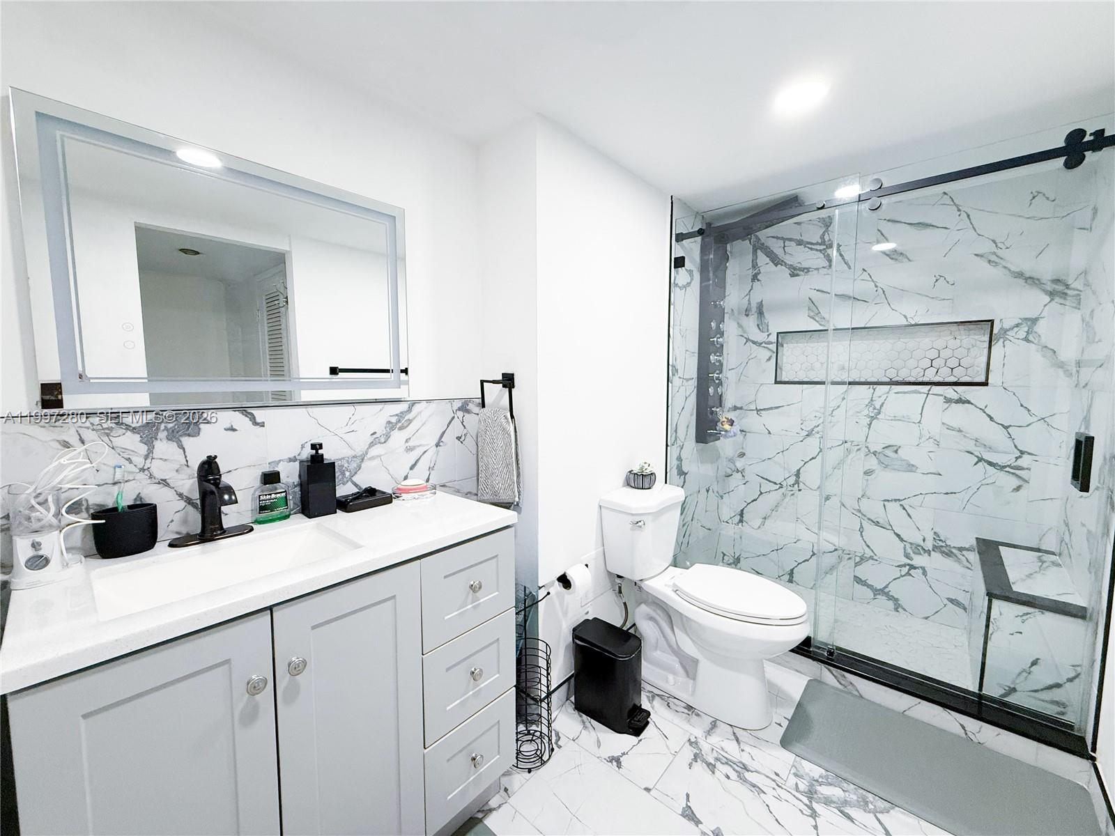 1301 NE Miami Gdns Dr #1406W Miami, FL 33179