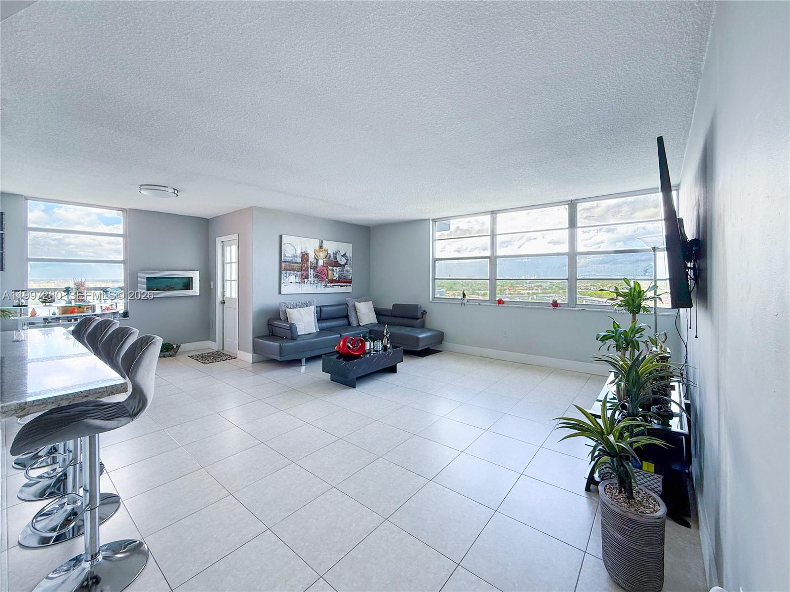 1301 NE Miami Gdns Dr #1406W Miami, FL 33179