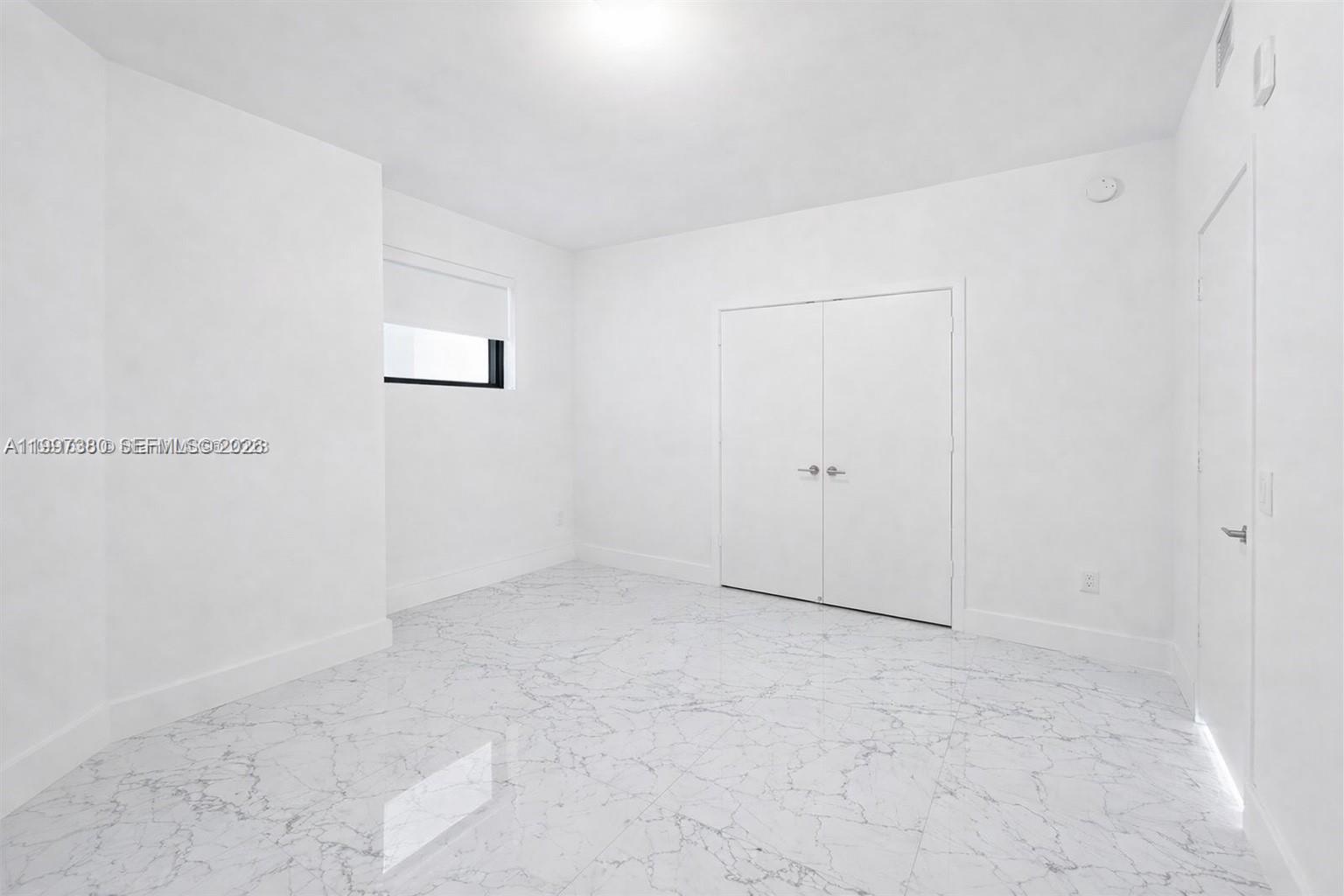 image Biscayne Beach7