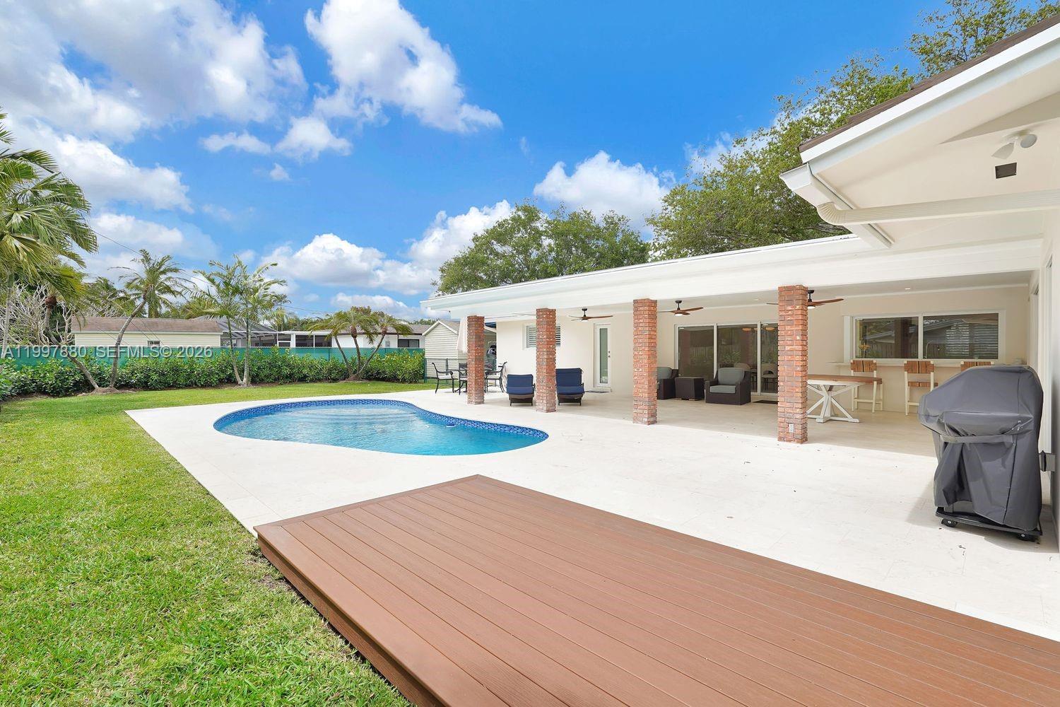 8300 SW 158th St Palmetto Bay, FL 33157